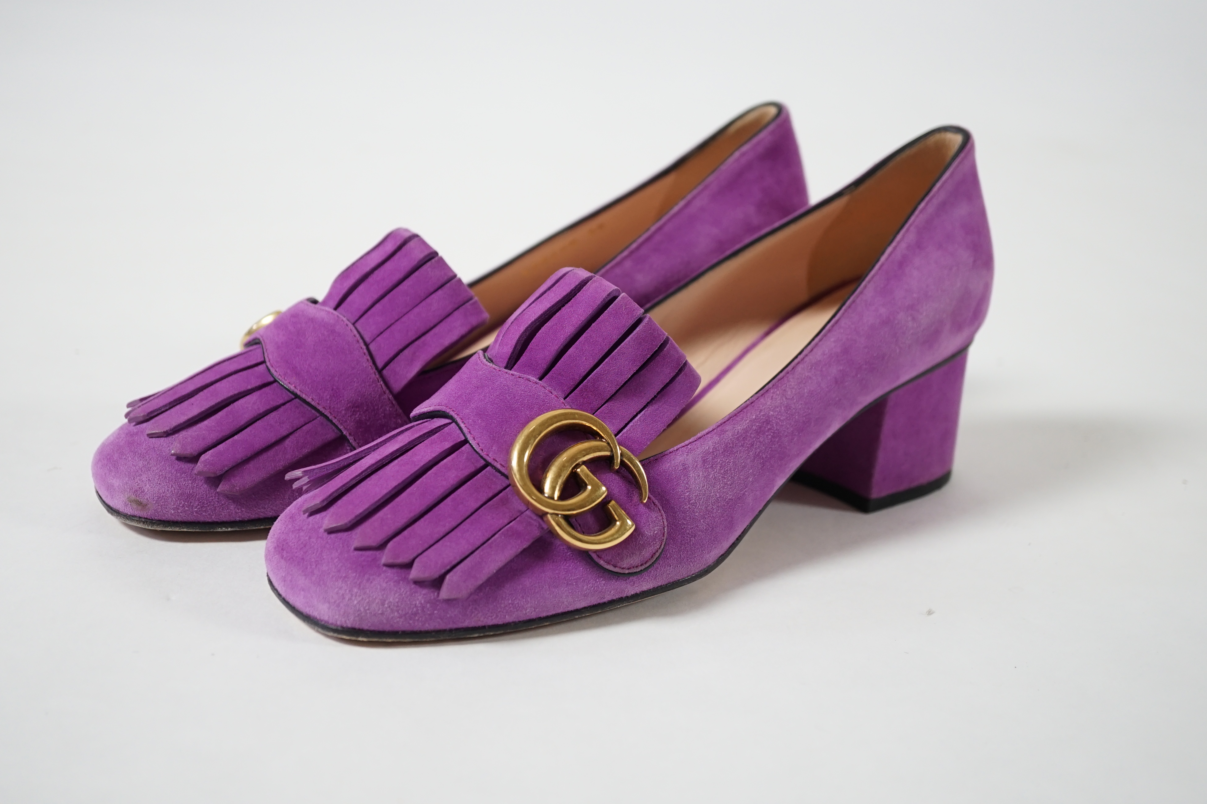 A pair of Gucci pink GG Marmont suede pumps Size 38 IT